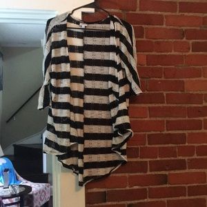 Luluroe back and white sweater